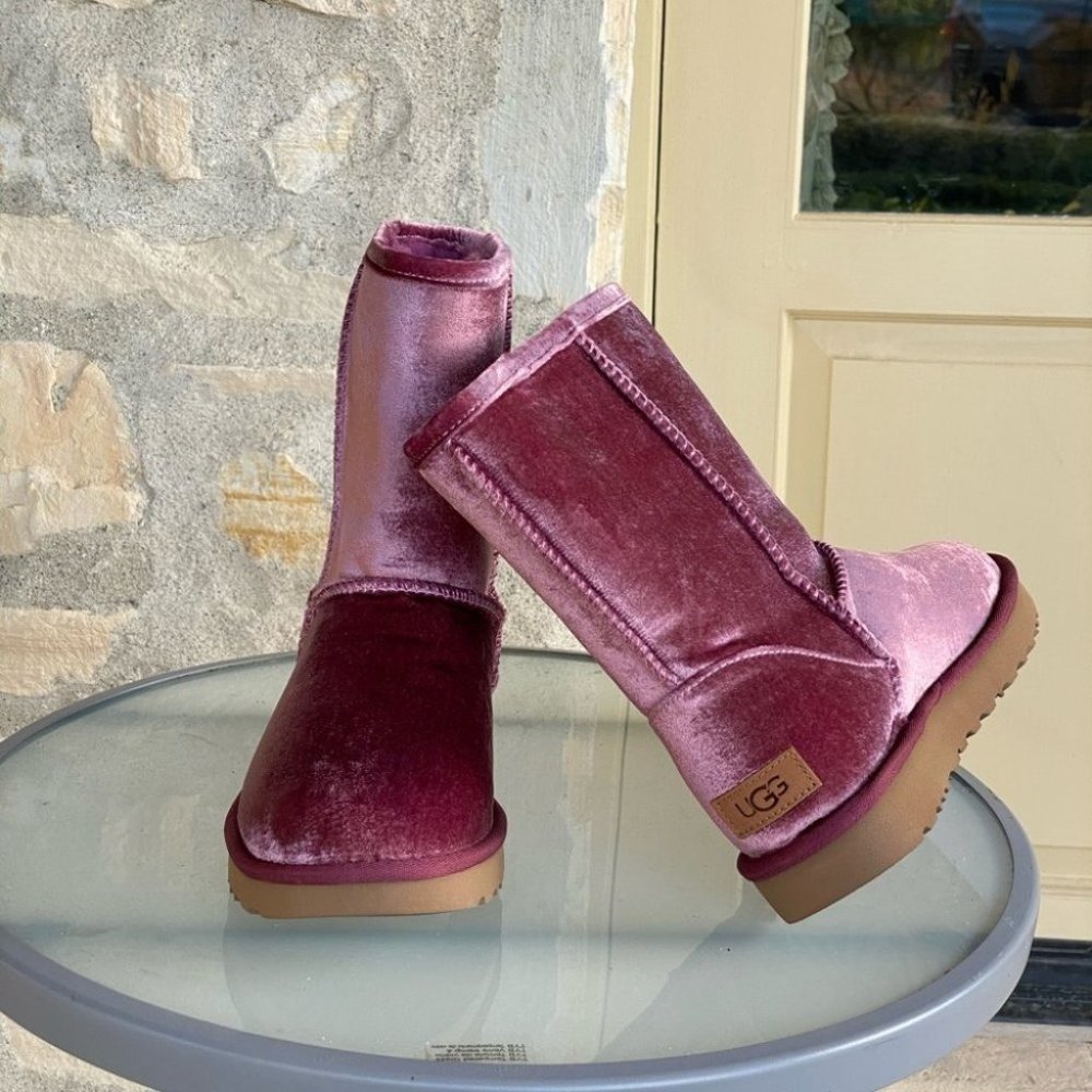 NIB Authentic UGGs Velvet boots